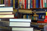 Pengertian Resensi Buku, Tujuan, Unsur, Jenis dan Manfaatnya Lengkap pengertian resensi buku